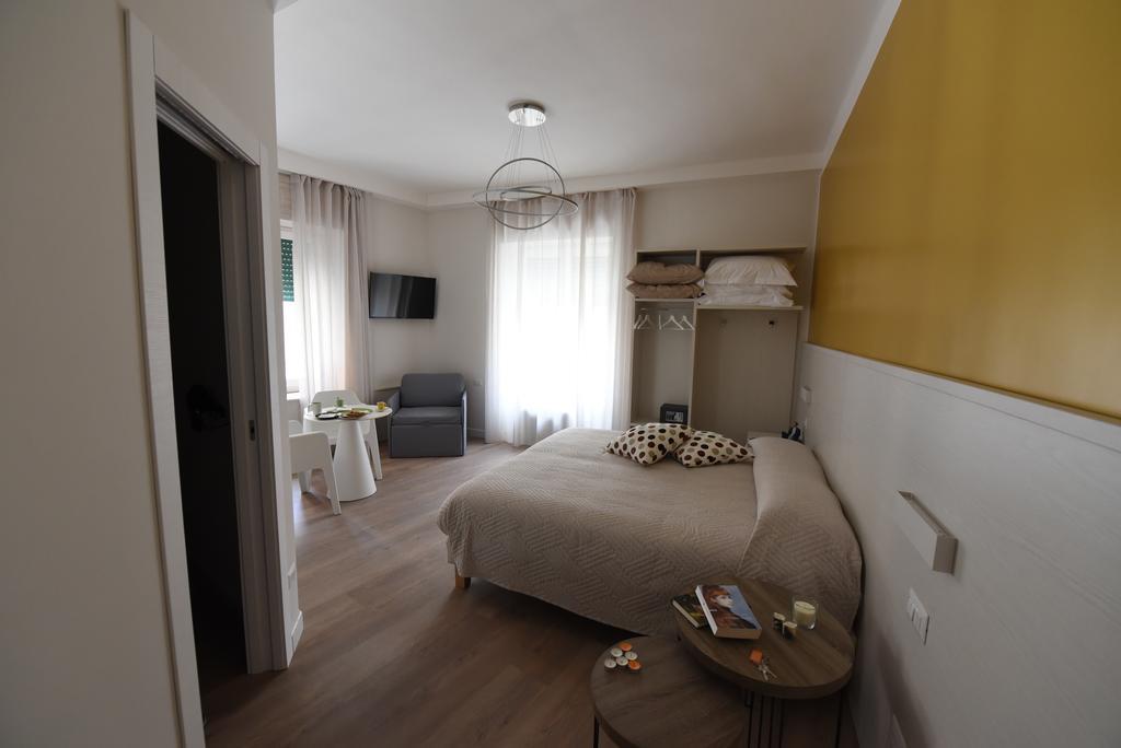 Nicola'S Luxury Rooms มาเตรา ภายนอก รูปภาพ
