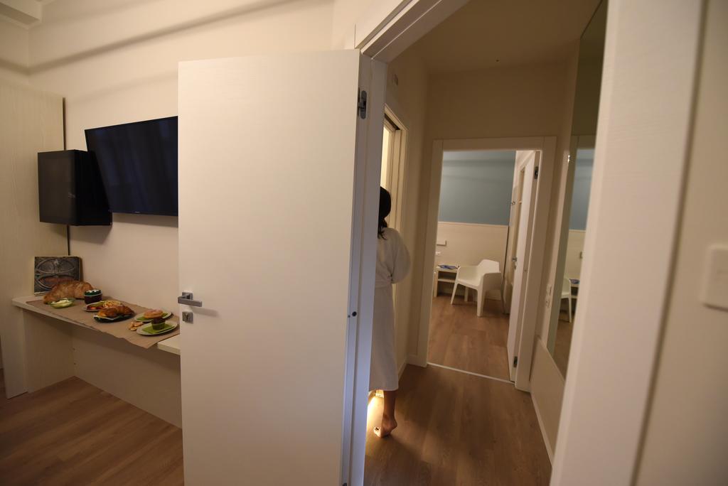 Nicola'S Luxury Rooms มาเตรา ภายนอก รูปภาพ